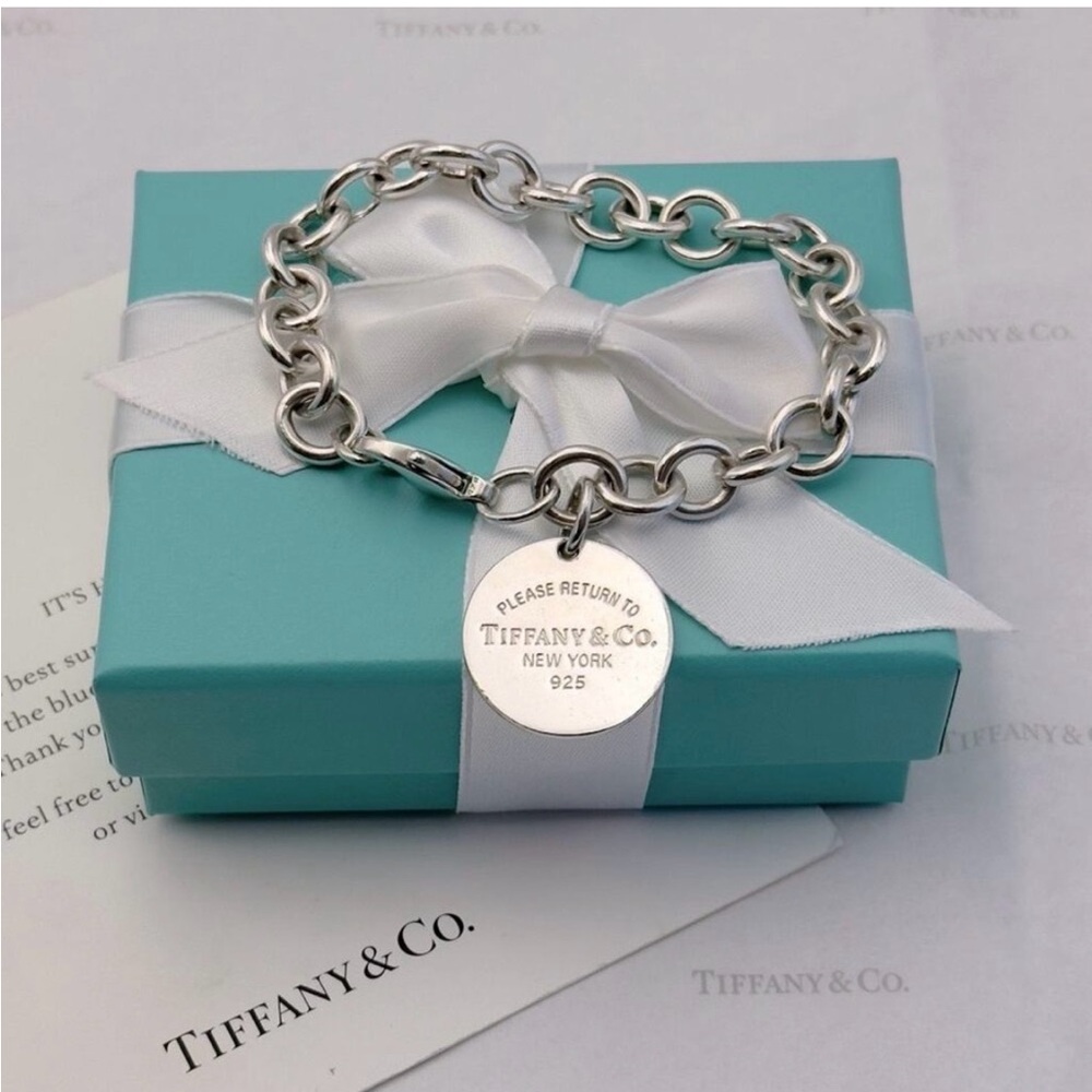 Tiffany & Co. Return to Tiffany Circle Tag Charm Bracelet Sterling Silver Large